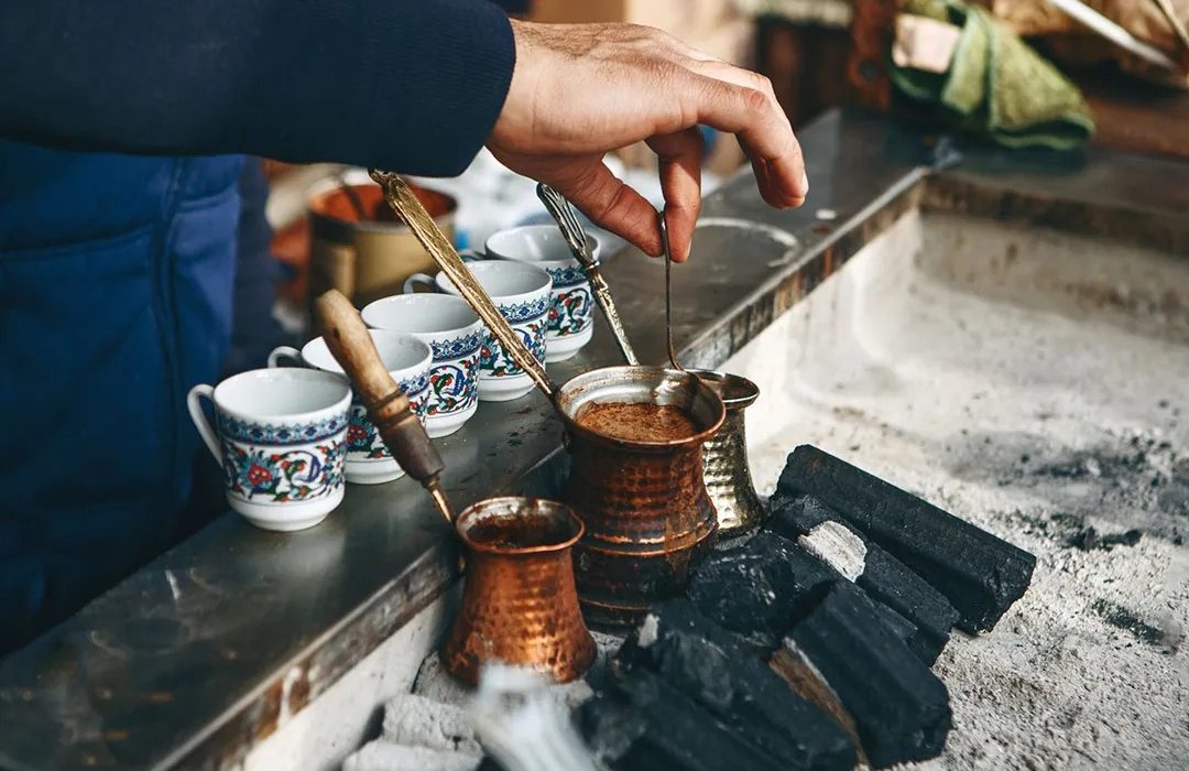آموزش درست کردن قهوه ترک و نکات کلیدی برای طعم بهتر